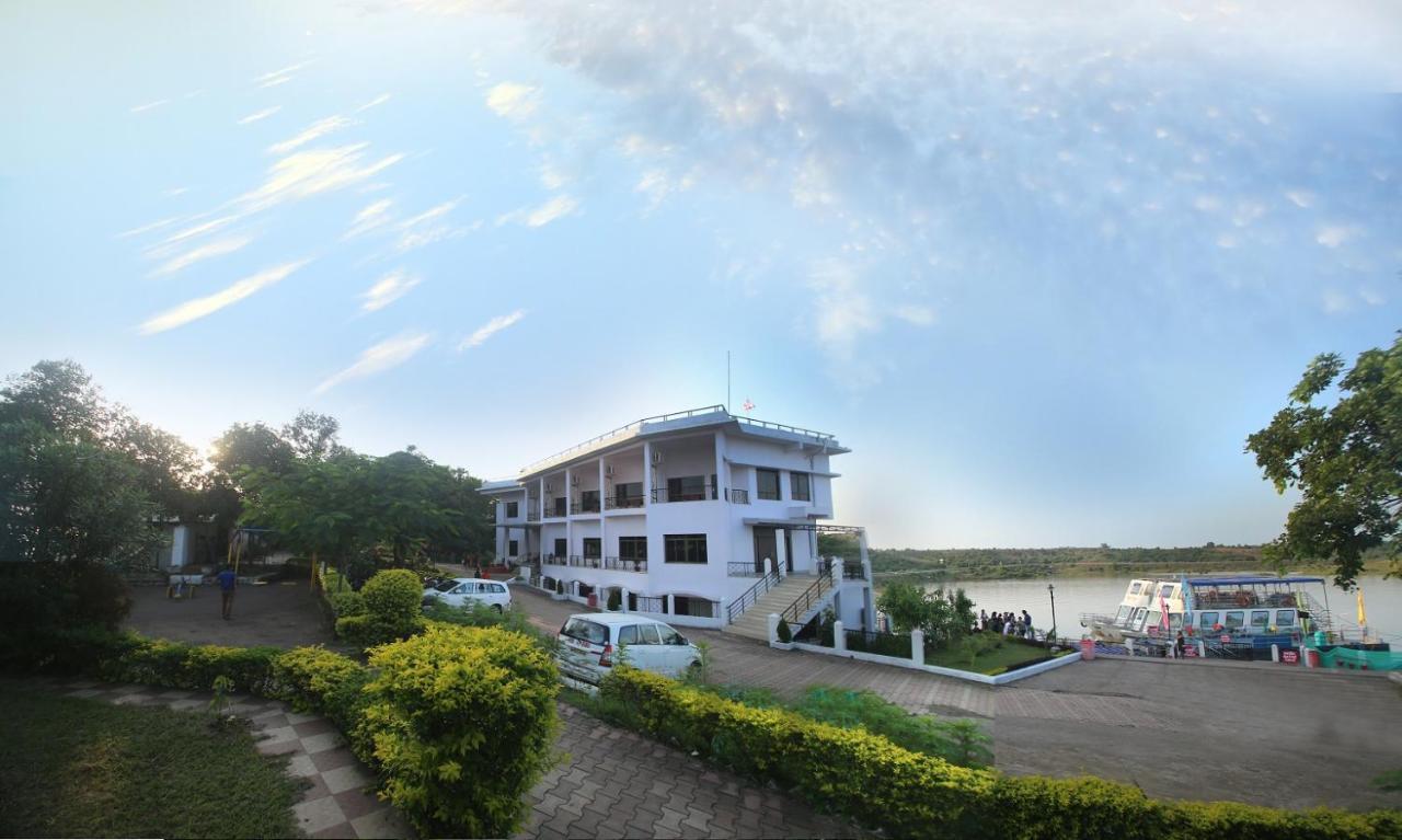 Mpt Maikal Resort, Bargi Ngoại thất bức ảnh